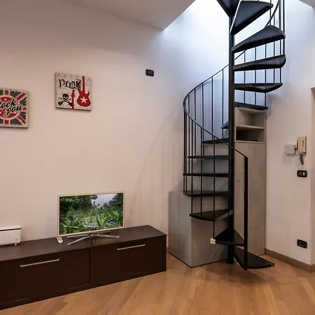 דירה Loft With Terrace טורינו